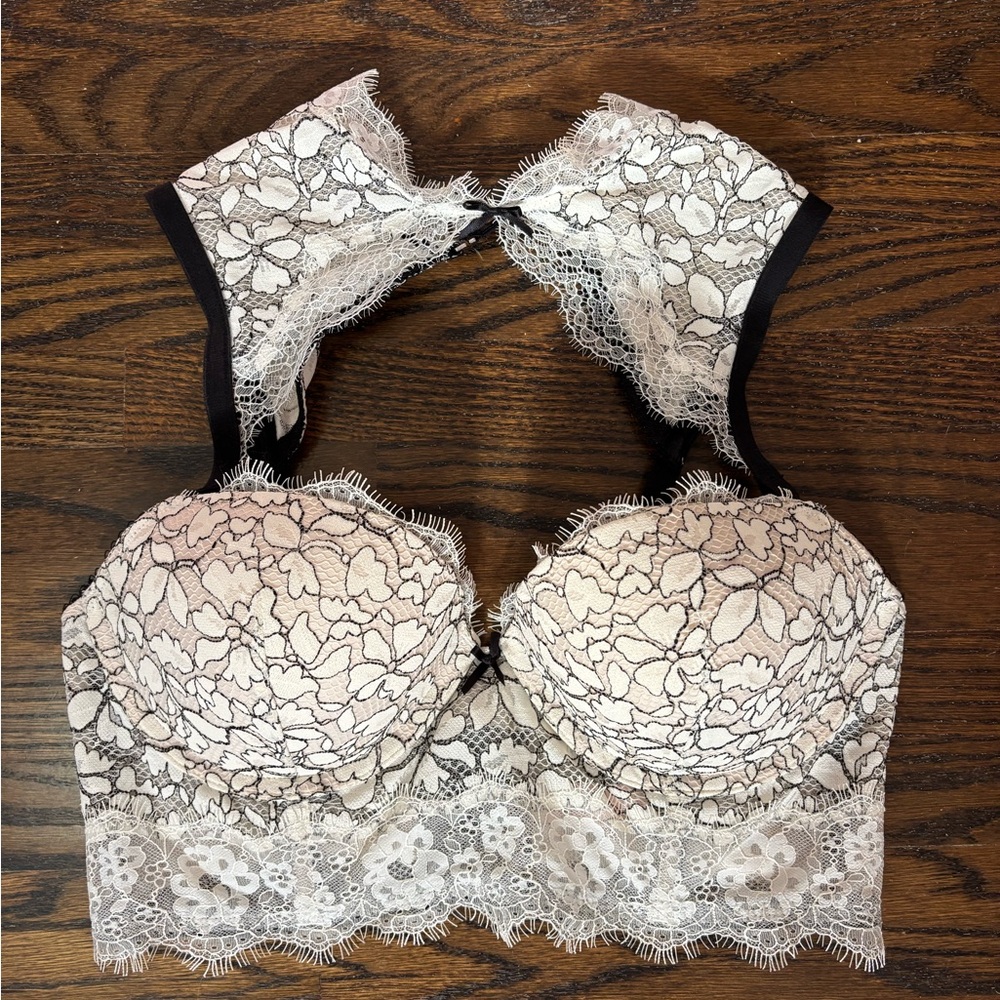 Victoria's Secret Black and Cream Lace Bra with Longline Design